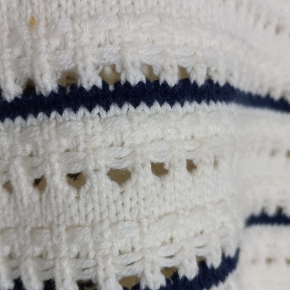 Alya Cozy Striped Crew Neck Sweater - Cream, Black, and Gold. Size L - Picture 3 of 6